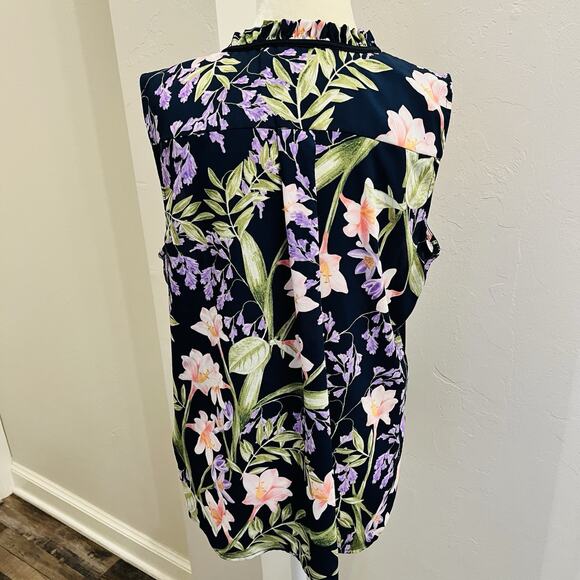 Karl Lagerfeld Women’s Sleeveless Blouse Navy Purple Floral Size Large - Picture 3 of 6